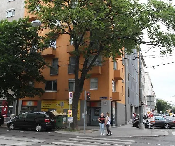 Freundliche Zentrale Wohnung Naehe Donau Kanal *