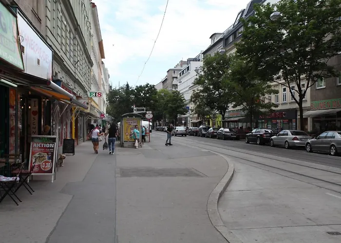 Freundliche Zentrale Wohnung Naehe Donau Kanal Daire